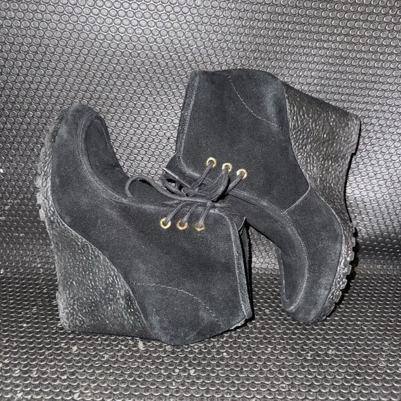 Michael Kors Black Suede Wedge Booties Gold Accent Comfort Shoe Womens Size 6.5M - Picture 4 of 9